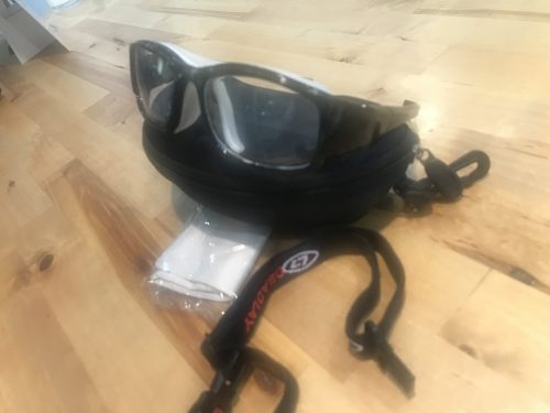 Dioptriázható sportszemüveg cserelehető szàrral, pánttal