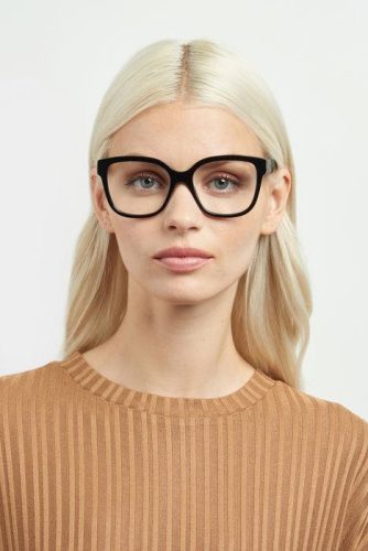 Boss szemüvegkeret - több színben