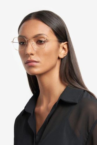 Boss szemüvegkeret - több színben