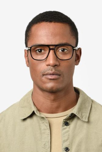 Boss szemüvegkeret - több színben