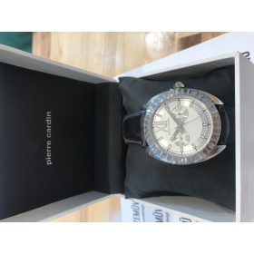 Pierre Cardin Karòra