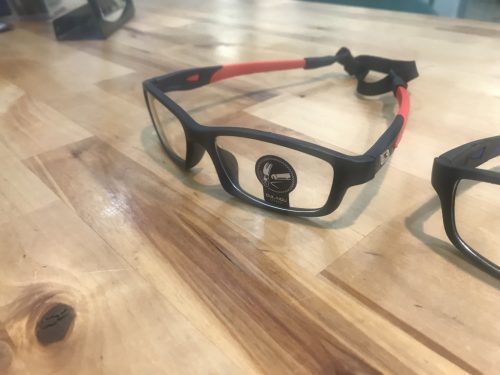 Sportszemüveg-levehető  pánttal