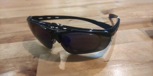 Dioptriázható betétes sportszemüveg, felhajtható lencsével