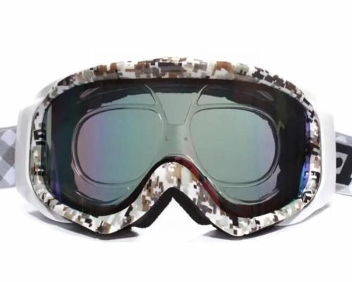 Dioptriás betét síszemüvegbe-motoros szemüvegbe (kisebb)