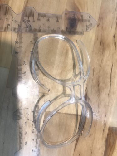 Dioptriás betét síszemüvegbe-motoros szemüvegbe (kisebb)